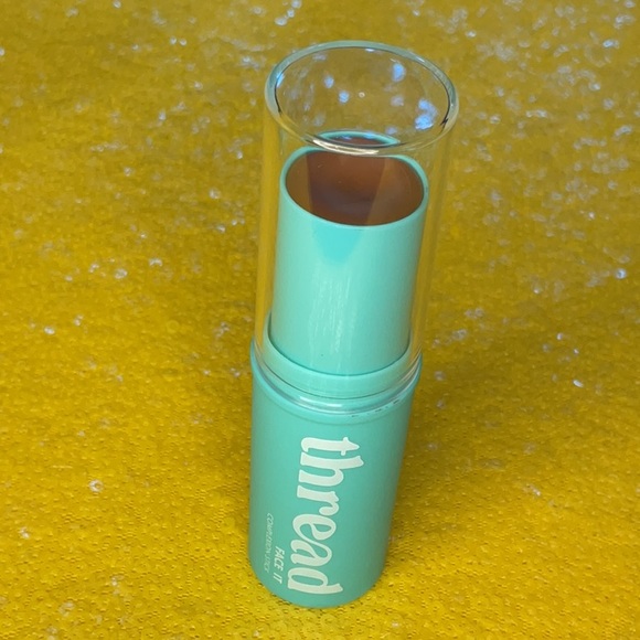 “140-Medium Neutral Brown” Complexion Stick - Picture 2 of 4